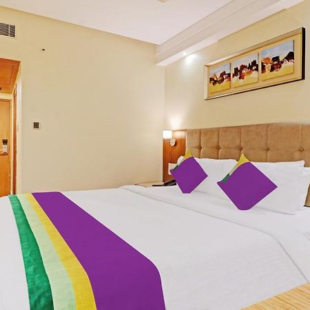 Hotel Treebo Tryst Park N Vijayawāda Exterior foto