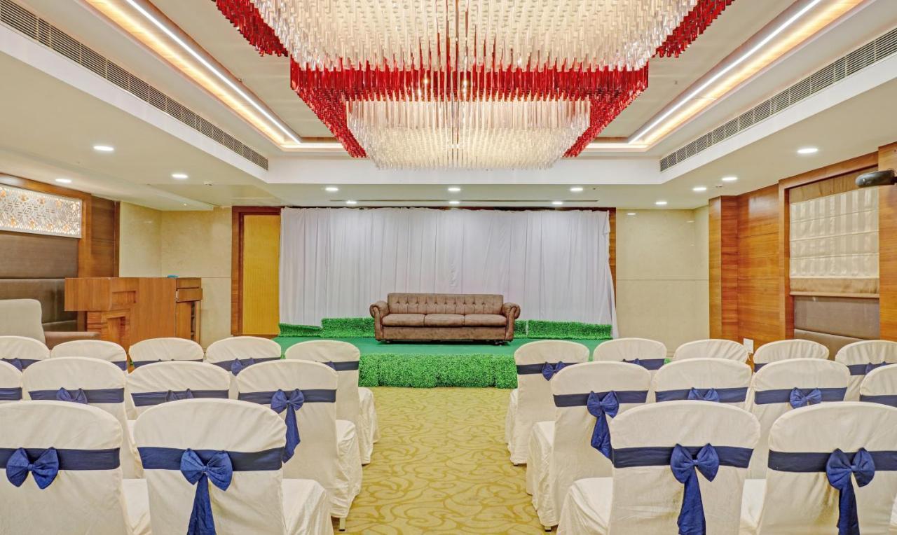 Hotel Treebo Tryst Park N Vijayawāda Exterior foto
